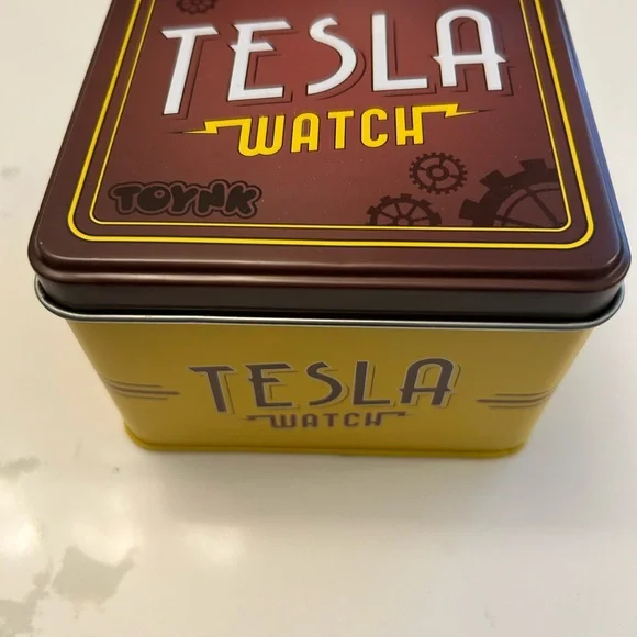 Tesla Brown Steampunk Watch with Vintage Aesthetic - Picture 2 of 5